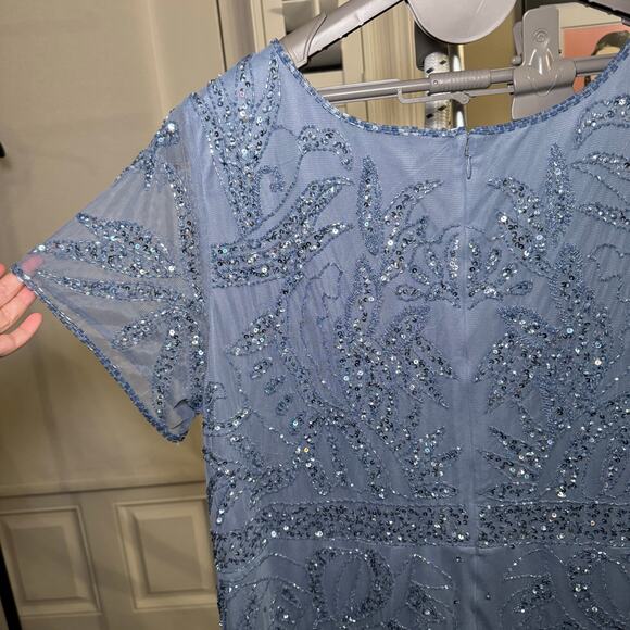 J Kara Women's Short Cap Sleeve Boat Neck Floral beaded Formal Dress Size 22 - Picture 6 of 7